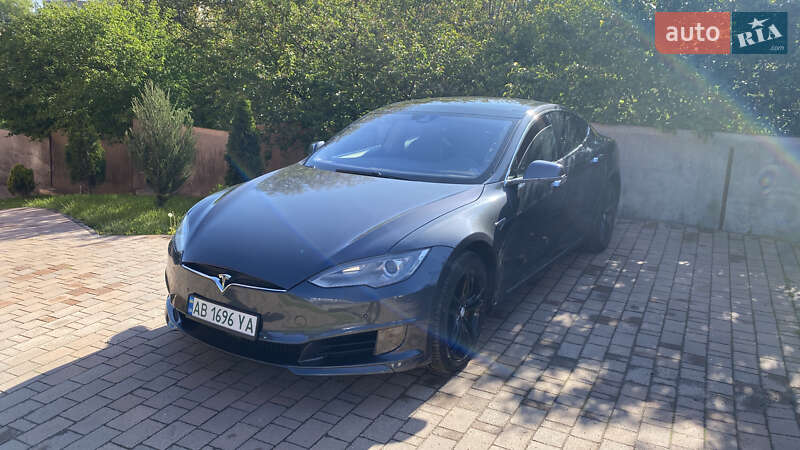 Ліфтбек Tesla Model S 2015 в Вінниці фото 7 Ліфтбек Tesla Model S 2015 в Вінниці