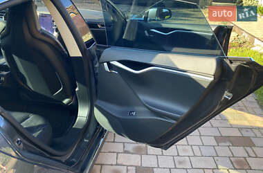 Ліфтбек Tesla Model S 2015 в 