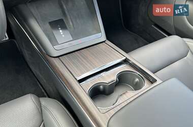 Лифтбек Tesla Model S 2023 в 