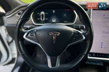 Лифтбек Tesla Model S 2016 в 