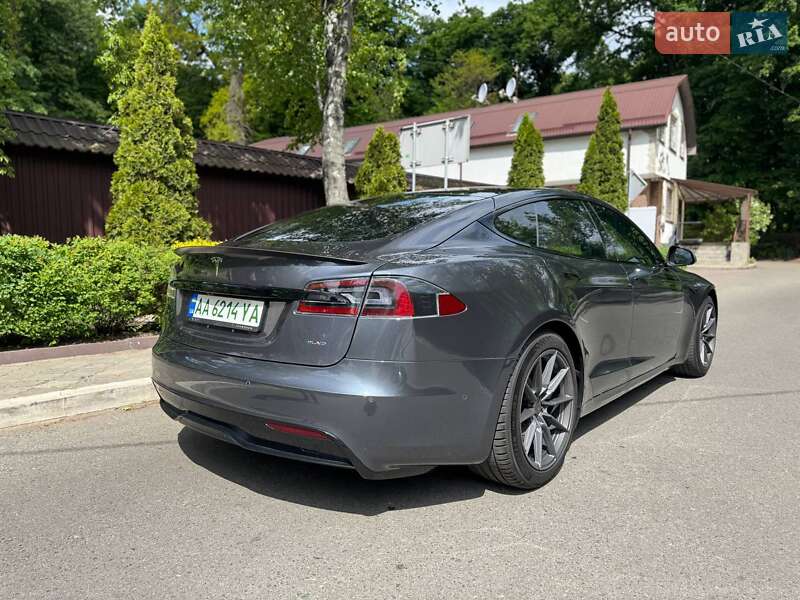 Лифтбек Tesla Model S 2021 в Киеве фото 6 Лифтбек Tesla Model S 2021 в Киеве