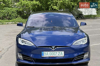 Ліфтбек Tesla Model S 2017 в 