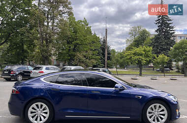 Ліфтбек Tesla Model S 2017 в 