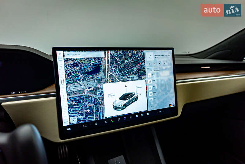 Седан Tesla Model S 2022 в Киеве