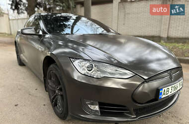 Лифтбек Tesla Model S 2014 в Виннице