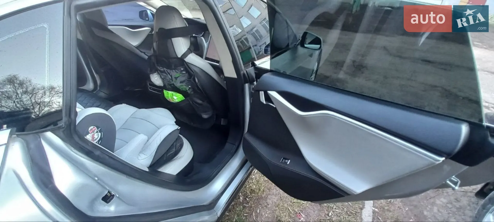 2015 Tesla Model S - мініатюра 8