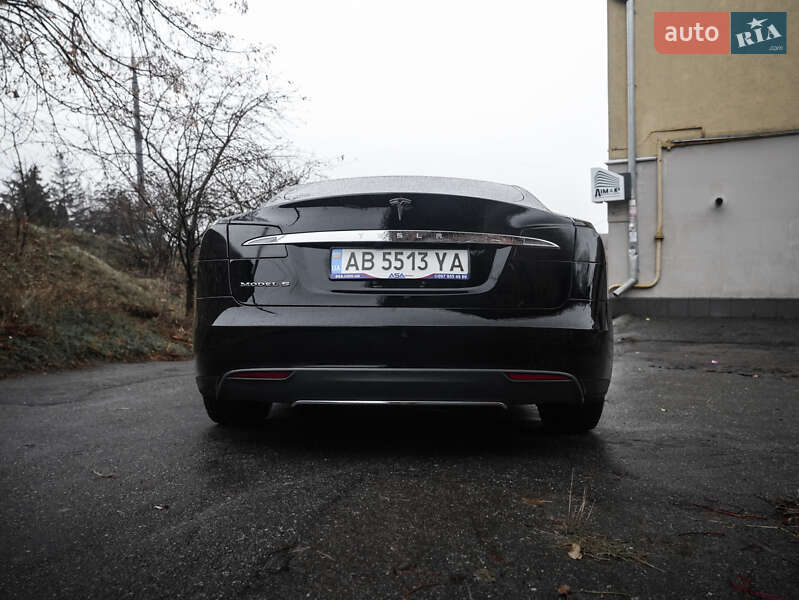 Лифтбек Tesla Model S 2013 в Виннице фото 22 Лифтбек Tesla Model S 2013 в Виннице