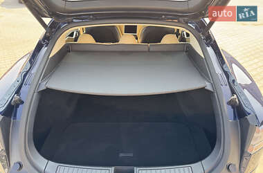Лифтбек Tesla Model S 2013 в 