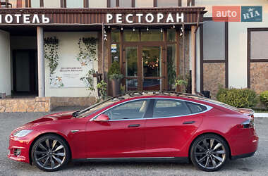 Лифтбек Tesla Model S 2013 в 