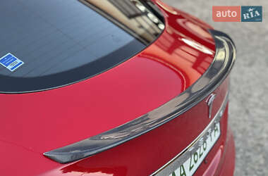Лифтбек Tesla Model S 2013 в 