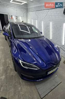 Лифтбек Tesla Model S 2022 в 