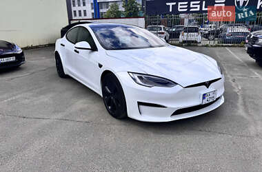 Лифтбек Tesla Model S 2021 в 
