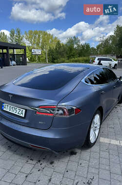 Лифтбек Tesla Model S 2015 в 