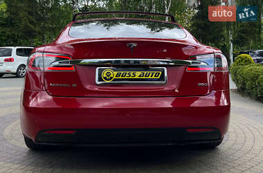 Лифтбек Tesla Model S 2016 в 