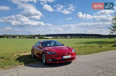 Лифтбек Tesla Model S 2017 в 