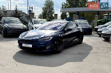 Лифтбек Tesla Model S 2019 в 