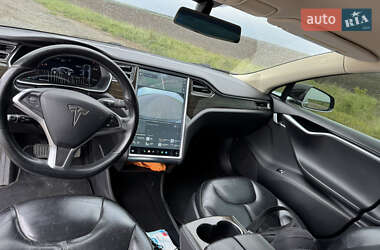Ліфтбек Tesla Model S 2014 в 