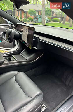Лифтбек Tesla Model S 2022 в 