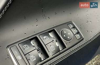Ліфтбек Tesla Model S 2015 в 