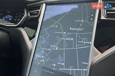 Ліфтбек Tesla Model S 2015 в 
