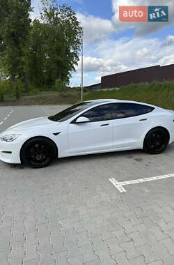 Лифтбек Tesla Model S 2021 в 