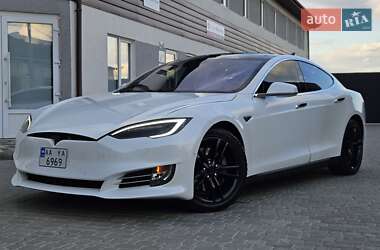 Лифтбек Tesla Model S 2014 в Киеве