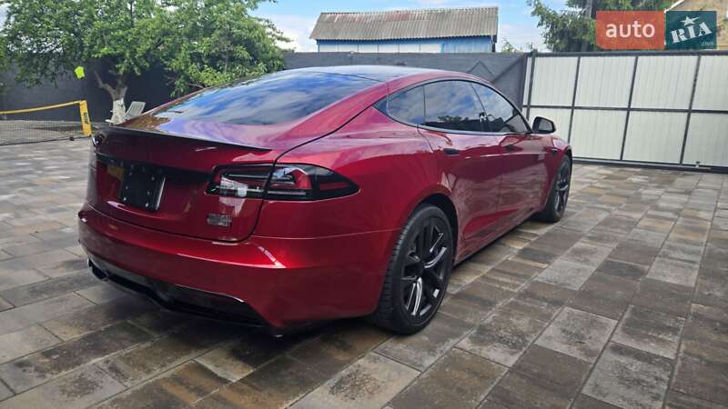 Лифтбек Tesla Model S 2023 в Киеве