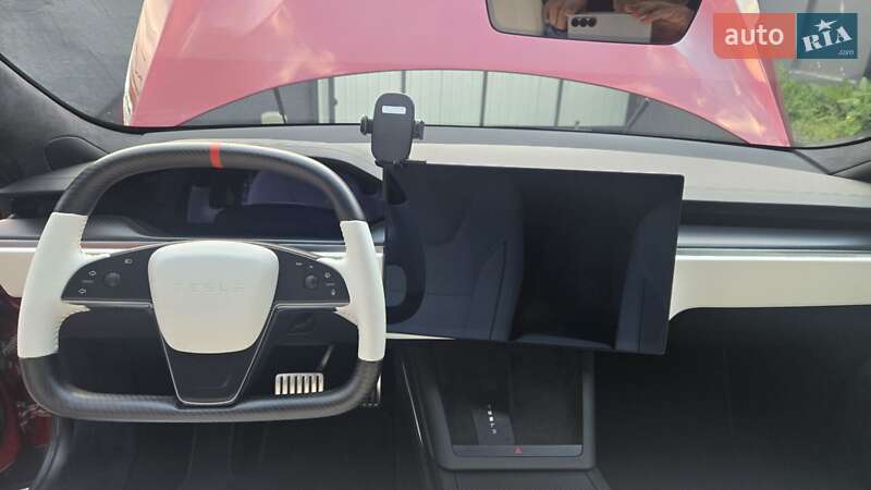 Лифтбек Tesla Model S 2023 в Киеве