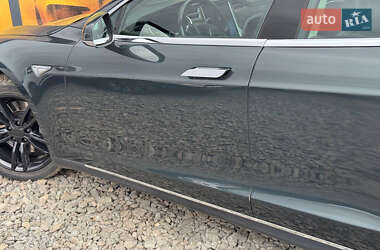 Лифтбек Tesla Model S 2014 в 
