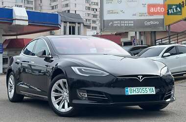 Ліфтбек Tesla Model S 2019 в Одесі