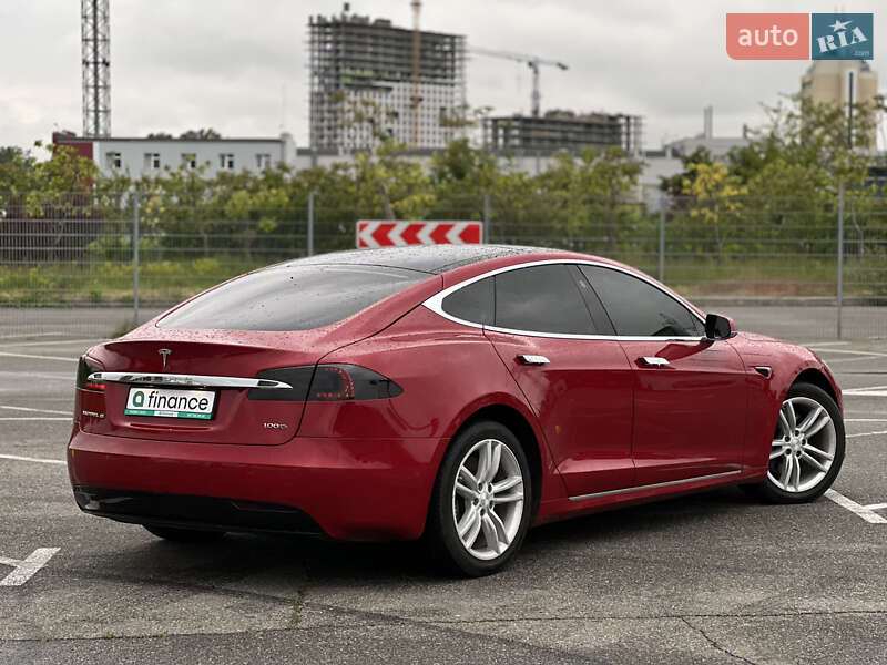 Ліфтбек Tesla Model S 2019 в Києві