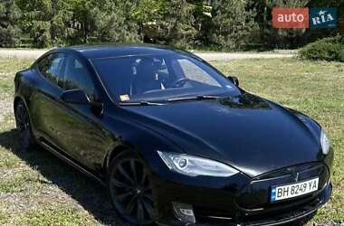 Лифтбек Tesla Model S 2015 в Одессе