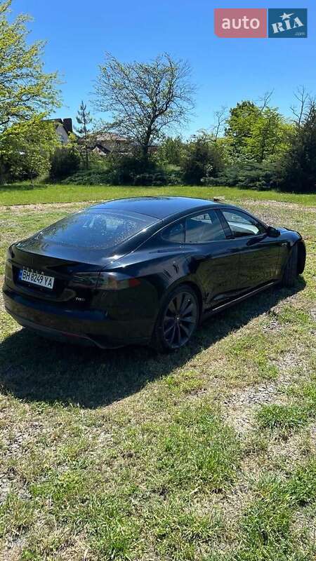 Лифтбек Tesla Model S 2015 в Одессе