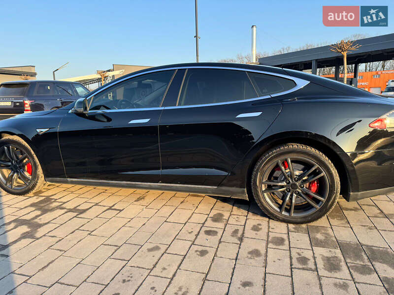 Ліфтбек Tesla Model S 2013 в Луцьку