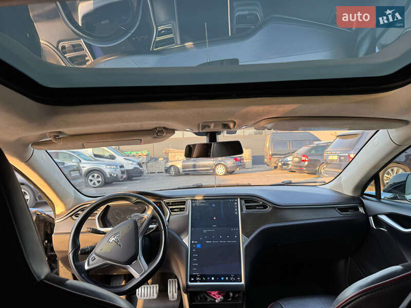 Ліфтбек Tesla Model S 2013 в Луцьку