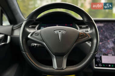 Лифтбек Tesla Model S 2019 в 