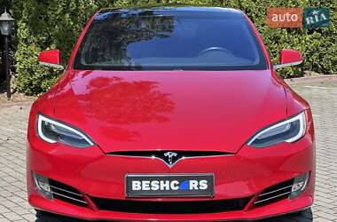 Ліфтбек Tesla Model S 2017 в 