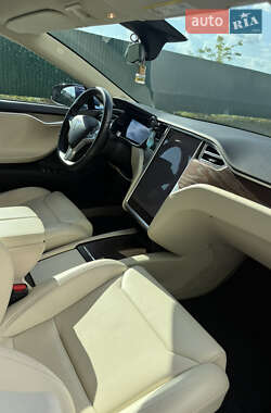 Ліфтбек Tesla Model S 2018 в 