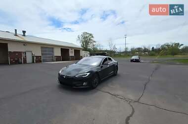 Tesla Model S 2017