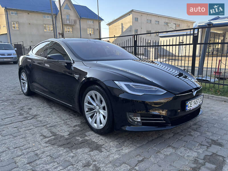 Tesla Model S 2017