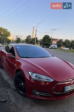 Лифтбек Tesla Model S 2015 в Киеве