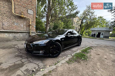 Лифтбек Tesla Model S 2014 в Николаеве