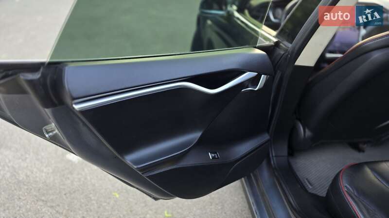 Лифтбек Tesla Model S 2013 в Харькове