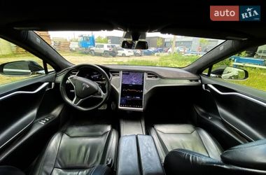 Лифтбек Tesla Model S 2017 в Одессе