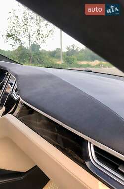 Лифтбек Tesla Model S 2016 в 
