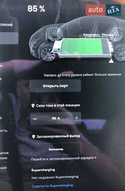 Лифтбек Tesla Model S 2016 в 