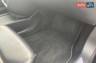 Лифтбек Tesla Model S 2016 в 