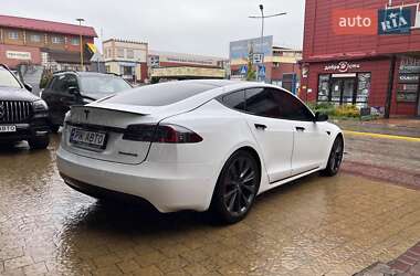 Лифтбек Tesla Model S 2020 в Львове