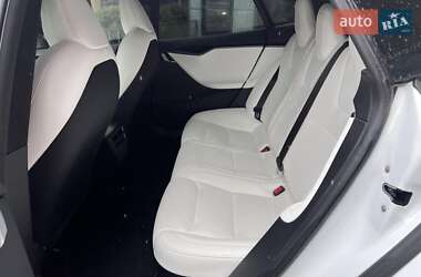 Лифтбек Tesla Model S 2020 в Львове