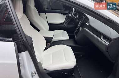Лифтбек Tesla Model S 2020 в Львове
